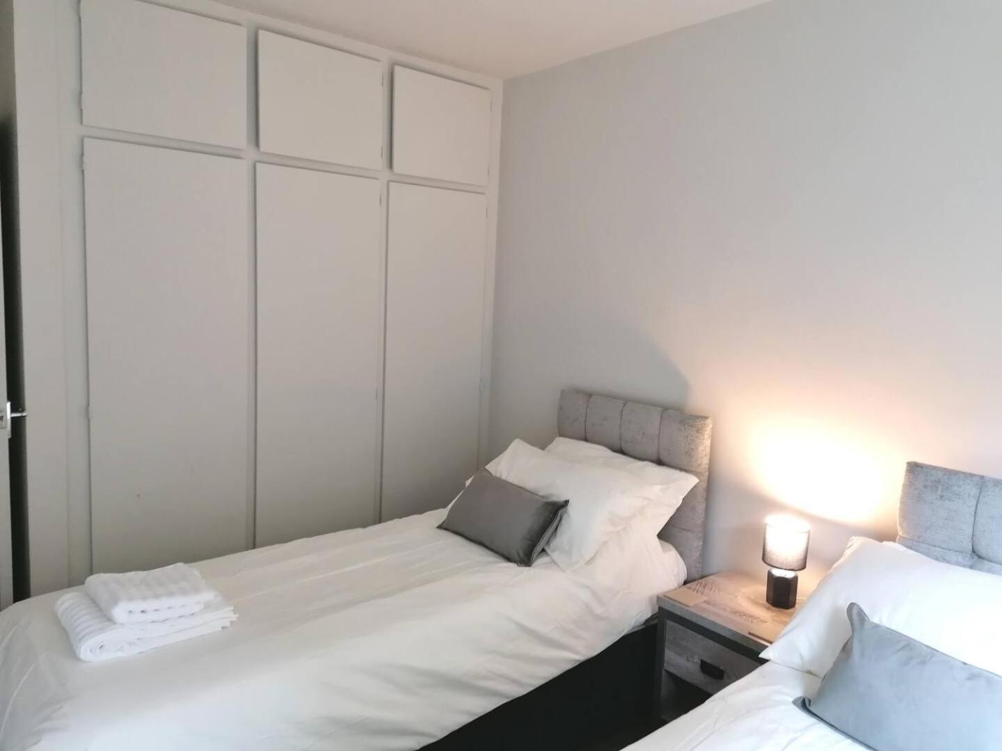 3 Bedroom Bungalow Close To Peak District With Garden Шеффілд Екстер'єр фото